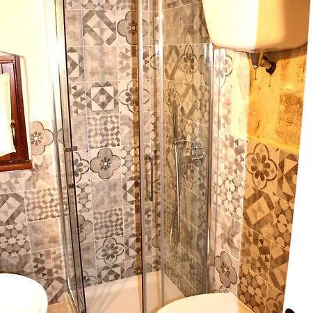 Le Mura Di San Verecondo